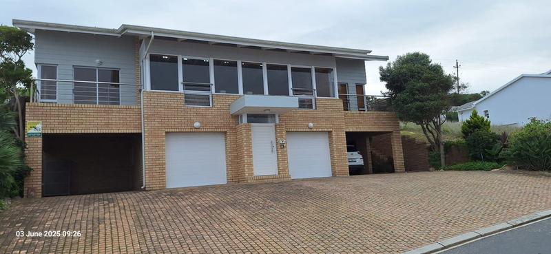 3 Bedroom Property for Sale in Pienaarstrand Western Cape